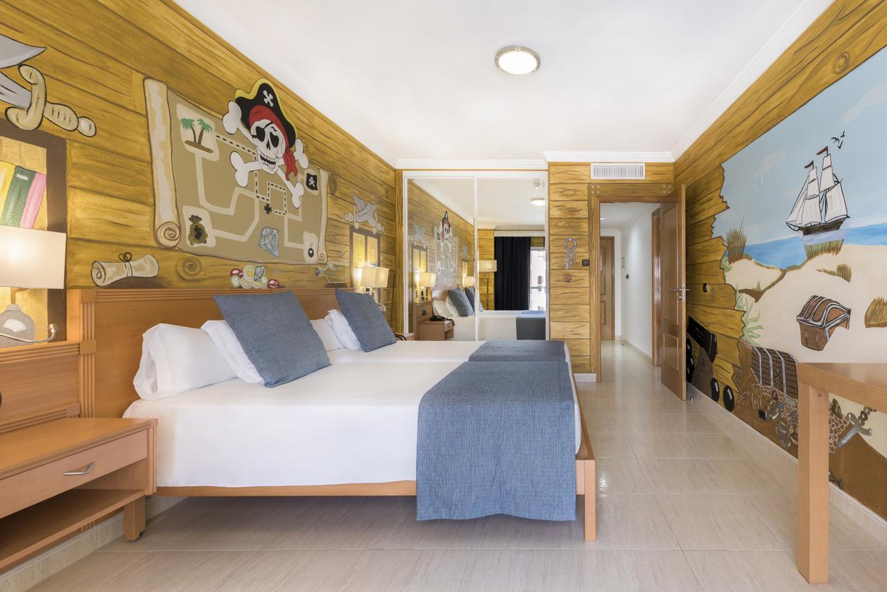 Ukino Palmeiras Village Hotel 4*