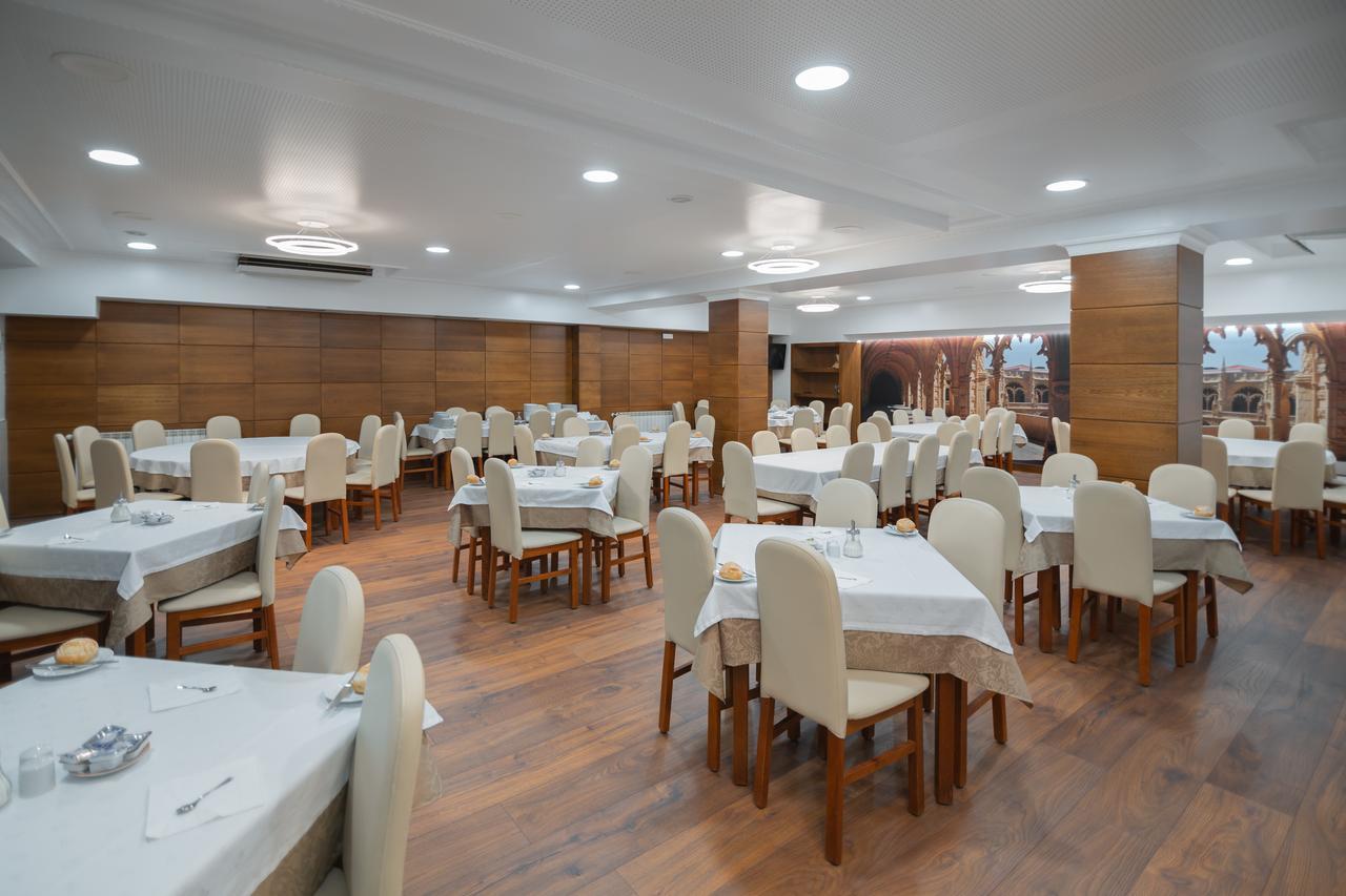 Avenida De Hotel Fatima