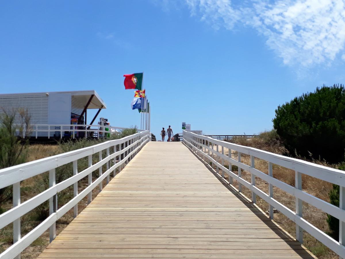 Villa V3 Rosada- Piscina Privativa, Estacionamento, Ar-condicionado, Familiar Vilamoura