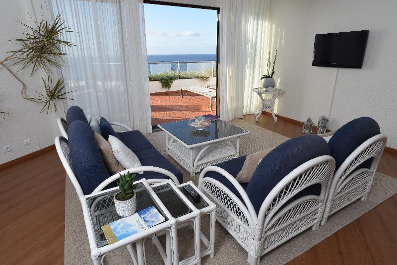 Hotel Caloura Hotel Resort