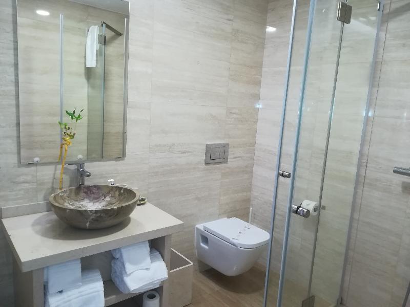 Agartha Boutique - Stonehouse Resort 4*