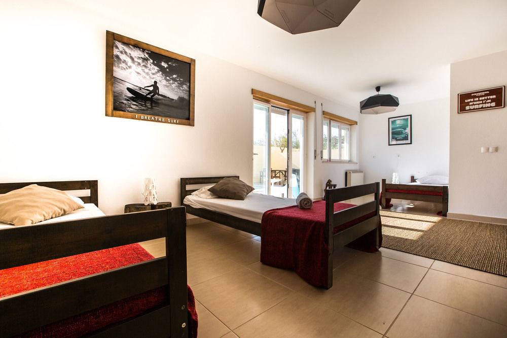 Ferrel Surf House *