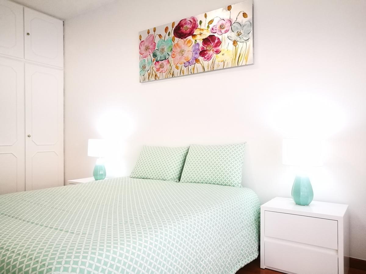 Peniche's Blue & White Apartamento *