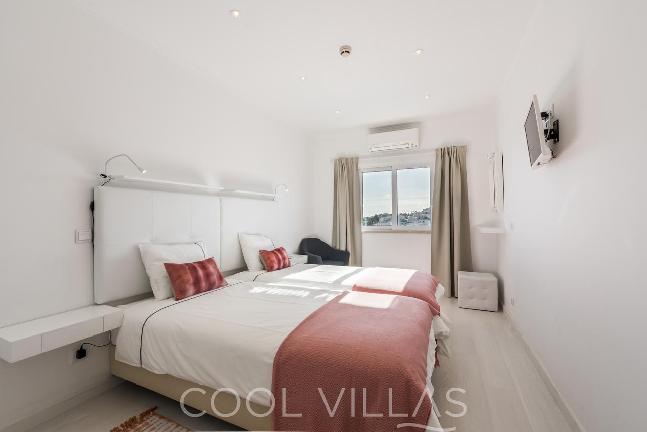 Sea Gem - Beachfront And City Center Appartement *