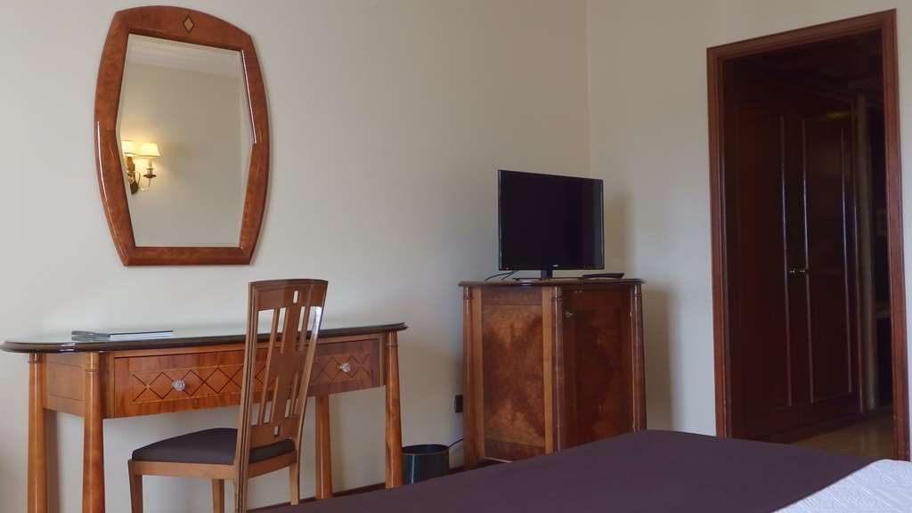 Golden Tulip Porto Gaia 4* Vila Nova de Gaia