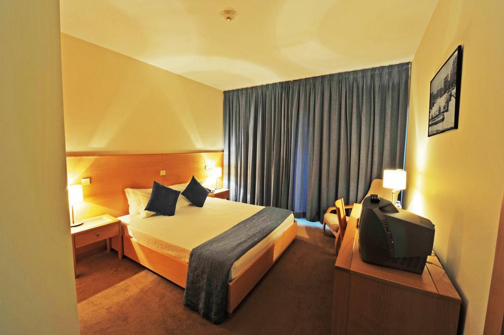 Hotel Bienestar Termas De 4*