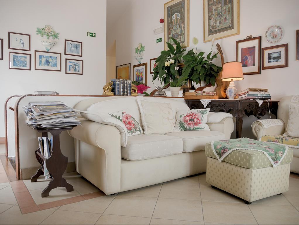 Casa Do Adro Da Igreja Turismo De Habitacao Guest house 3*