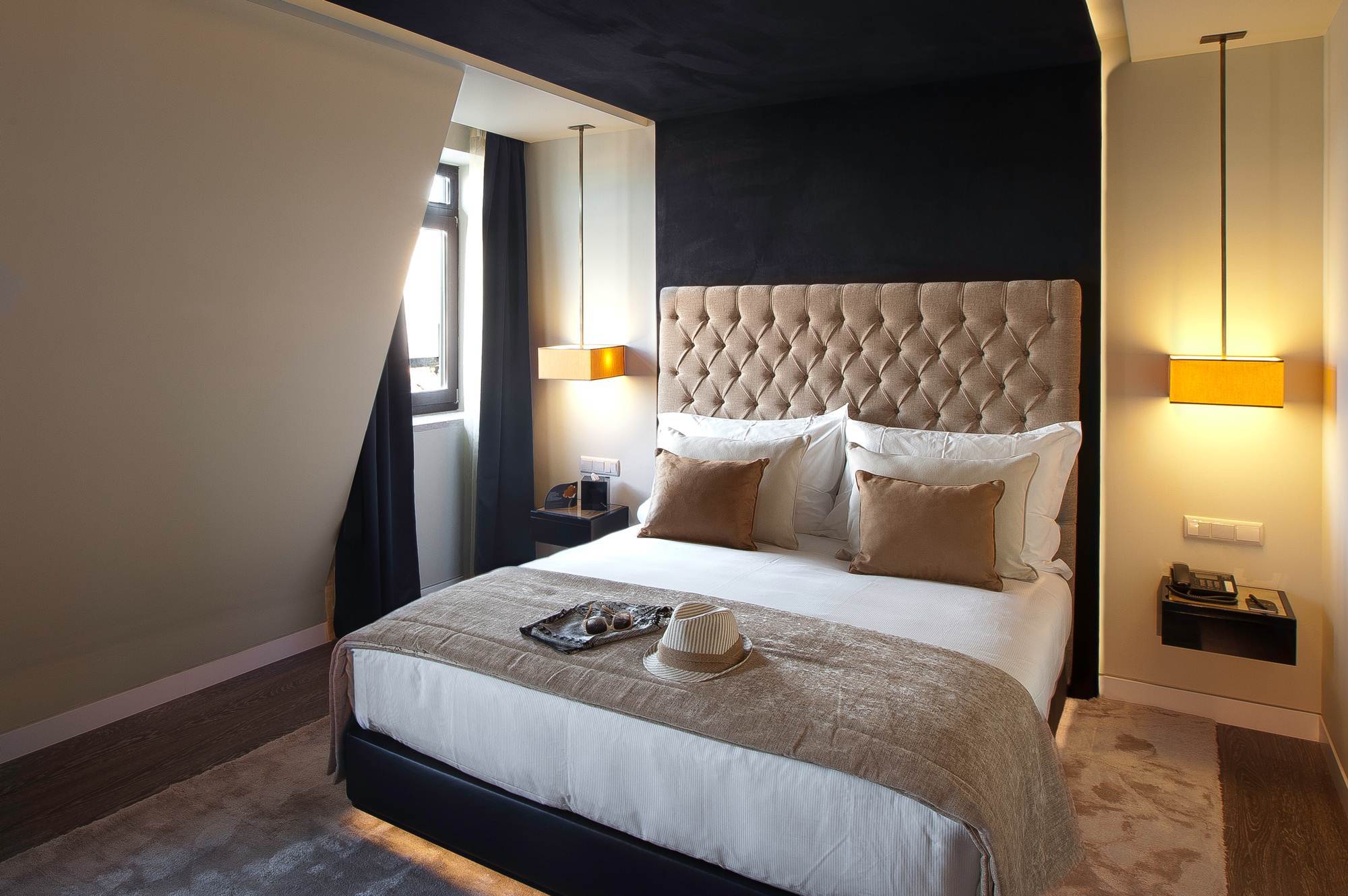 Hotel 9hotel Mercy Lisbon