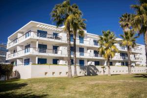 B06 - Top-floor Marina 2 Bed * Lagos