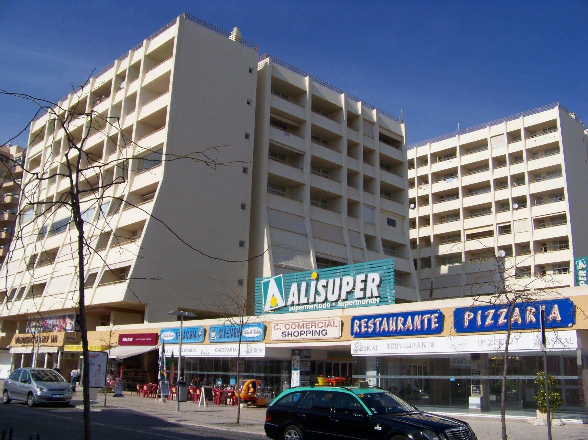 Varandas Da Rocha Apartment