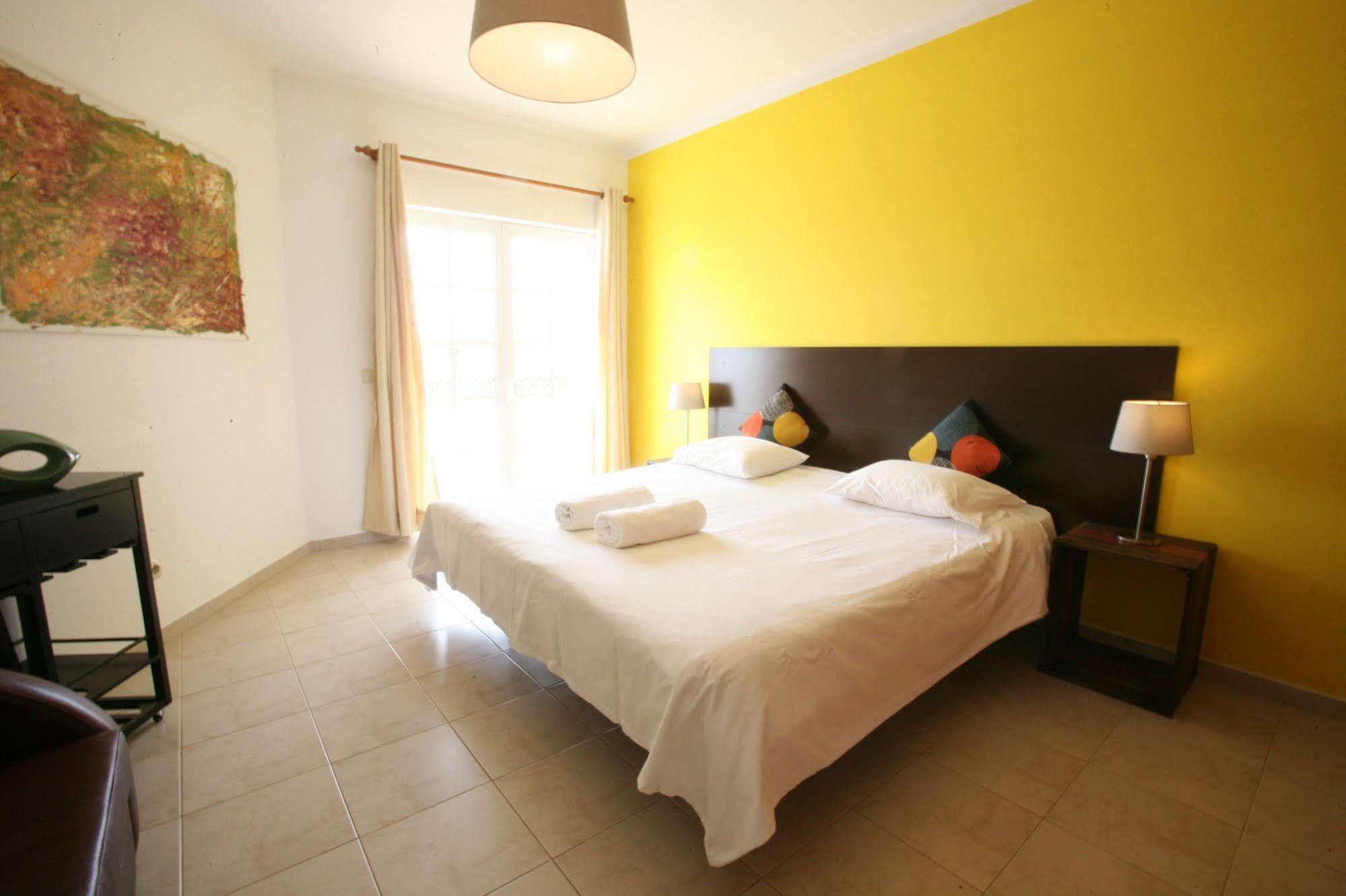 Bed & Breakfast Flow House - Surf Kite Surf School Lagos