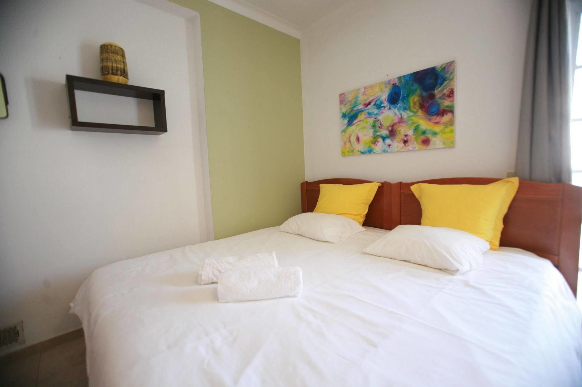 Flow House - Surf Kite Surf School Bed & Breakfast 3*