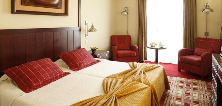Do Canal Hotel 4*