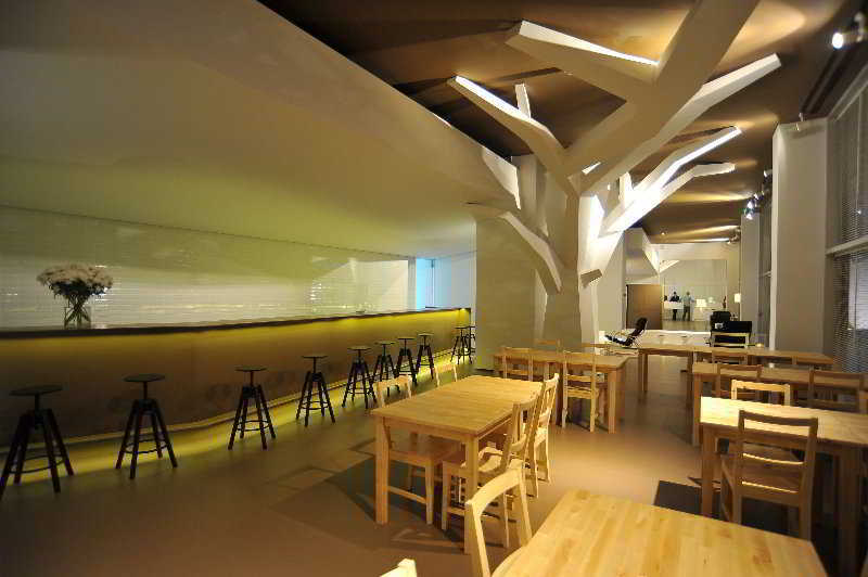 Hotel Basic By Axis Braga