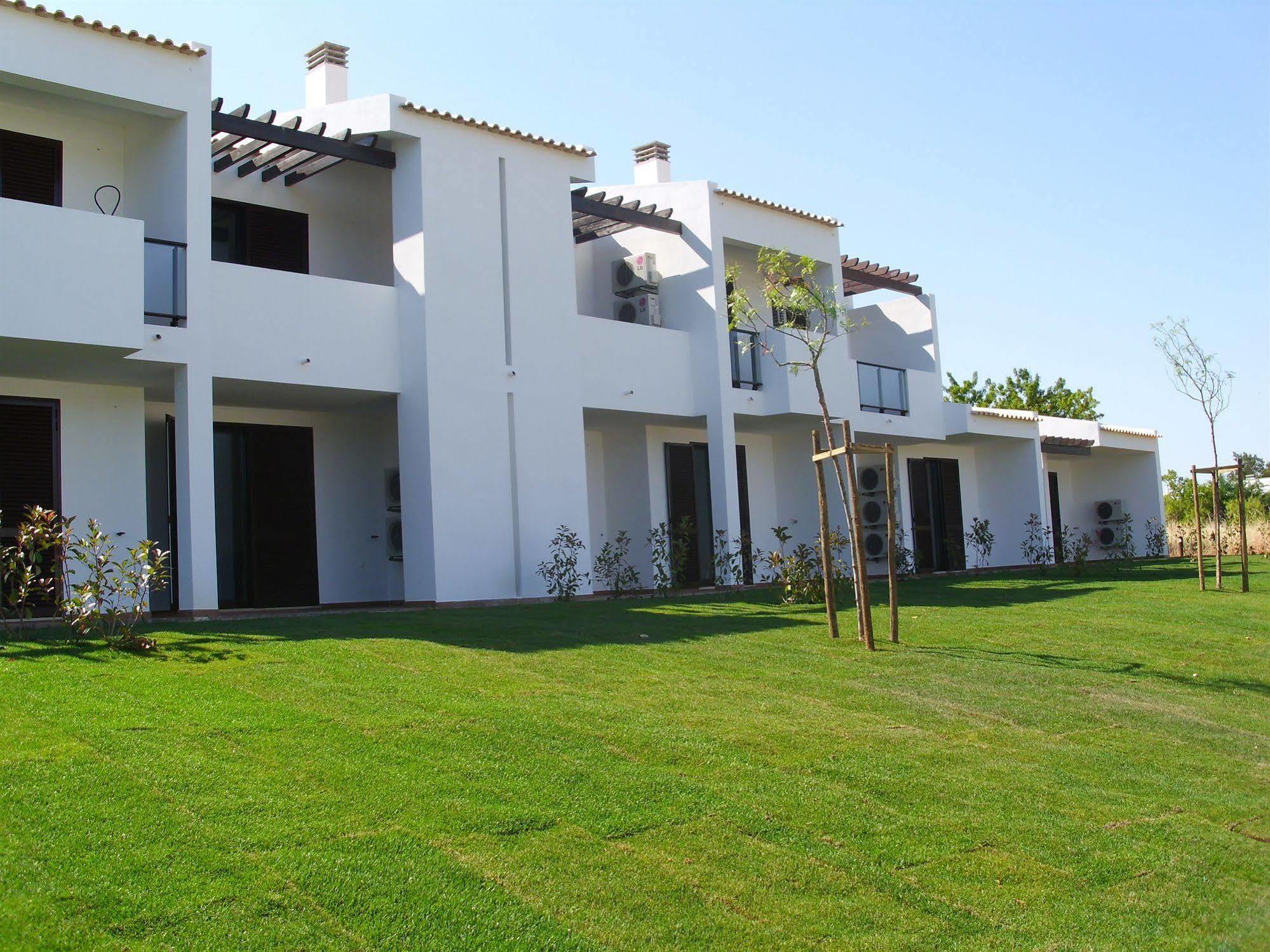 Alto Fairways 3*