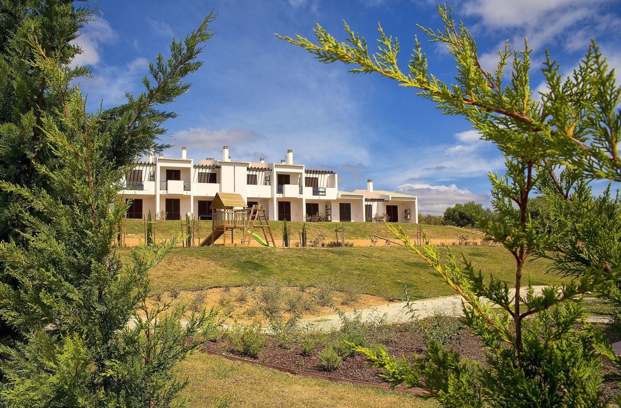 Alto Fairways Aparthotel