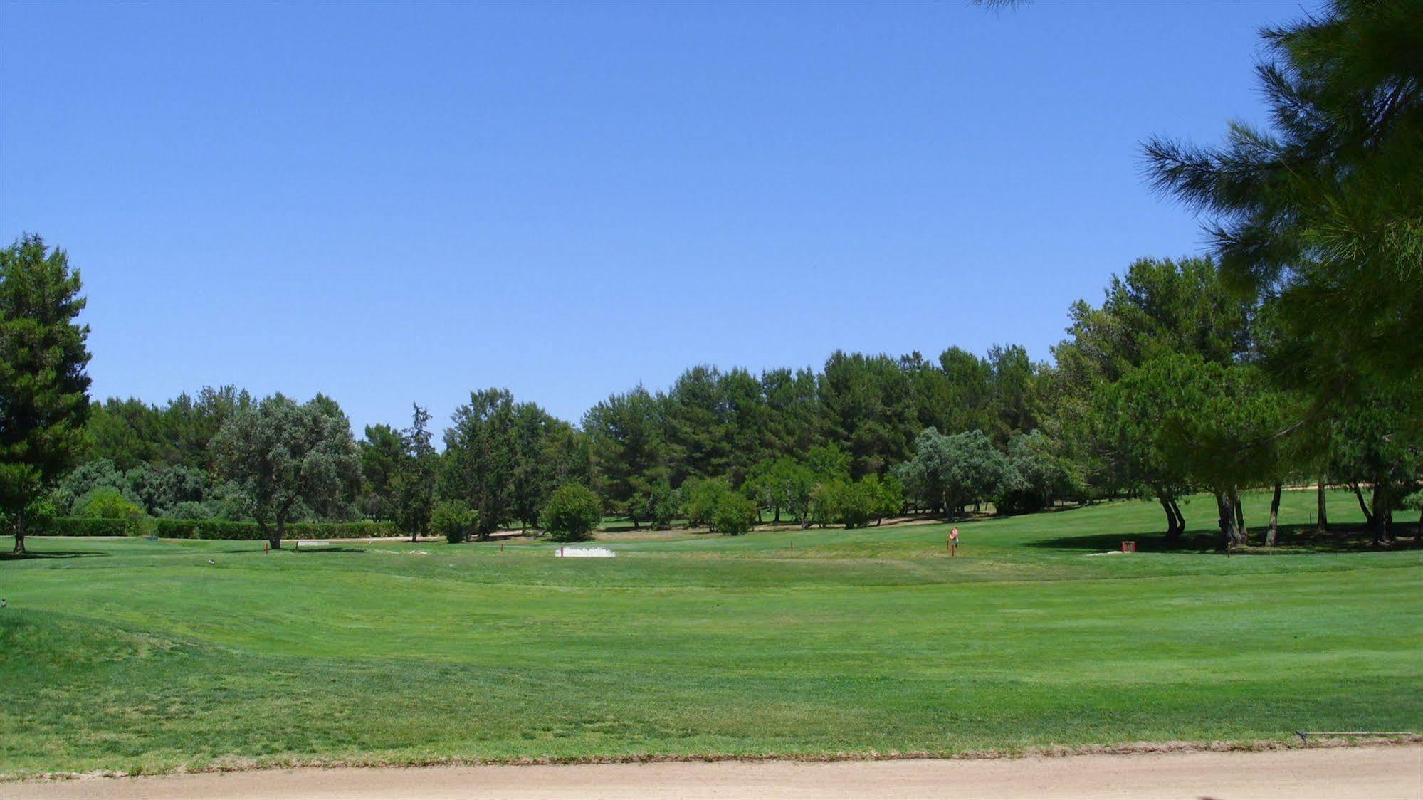 Alto Fairways 3*