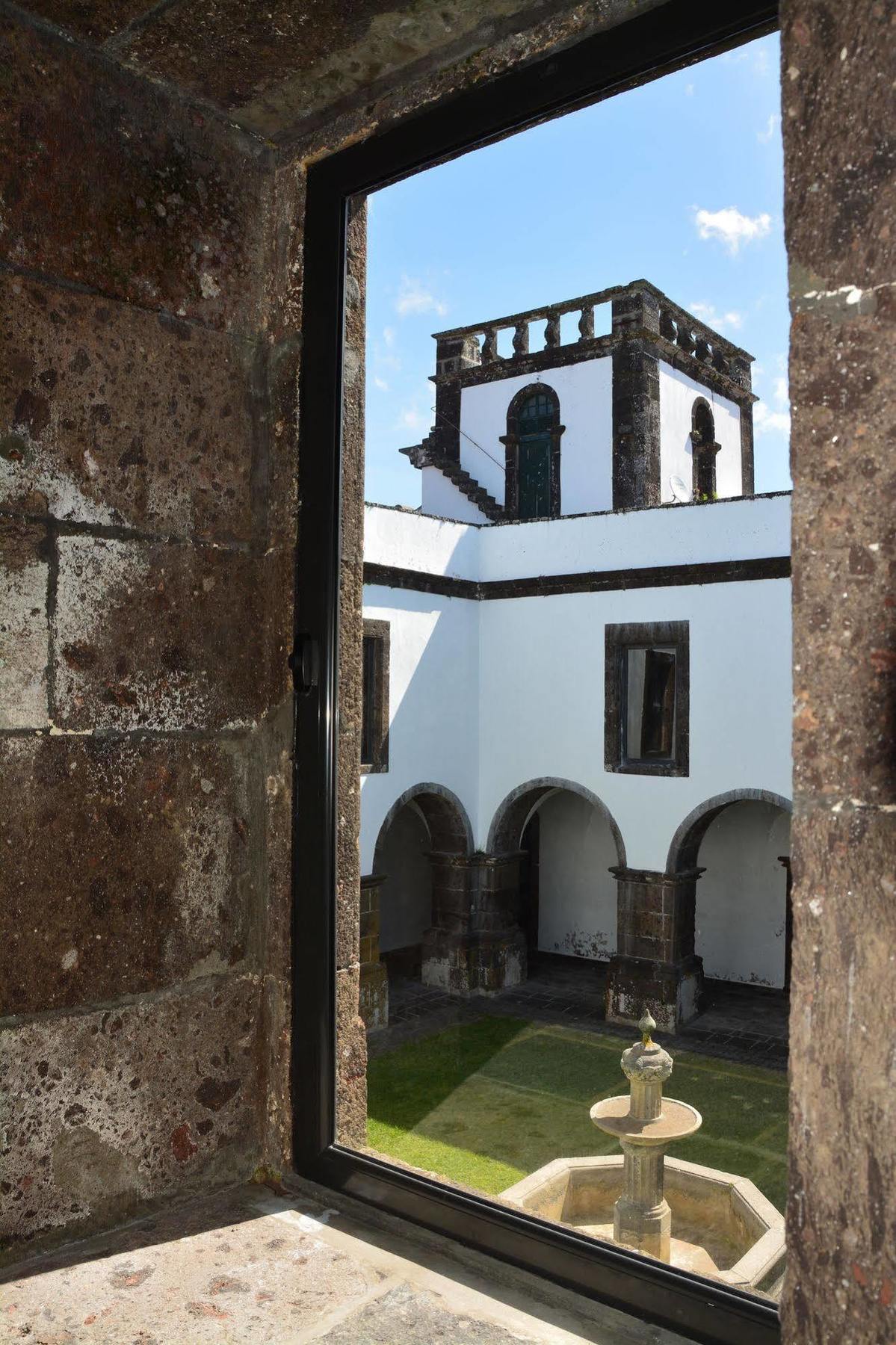 Convento De Sao Francisco Farm stay