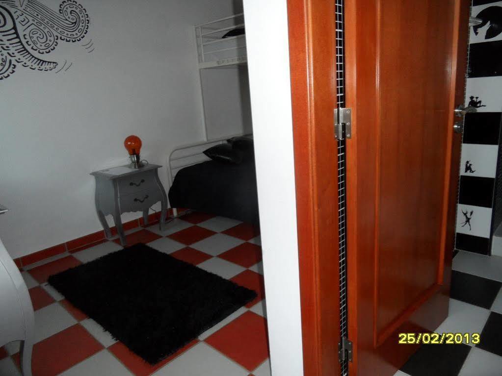 Hostel Captain's Log House *