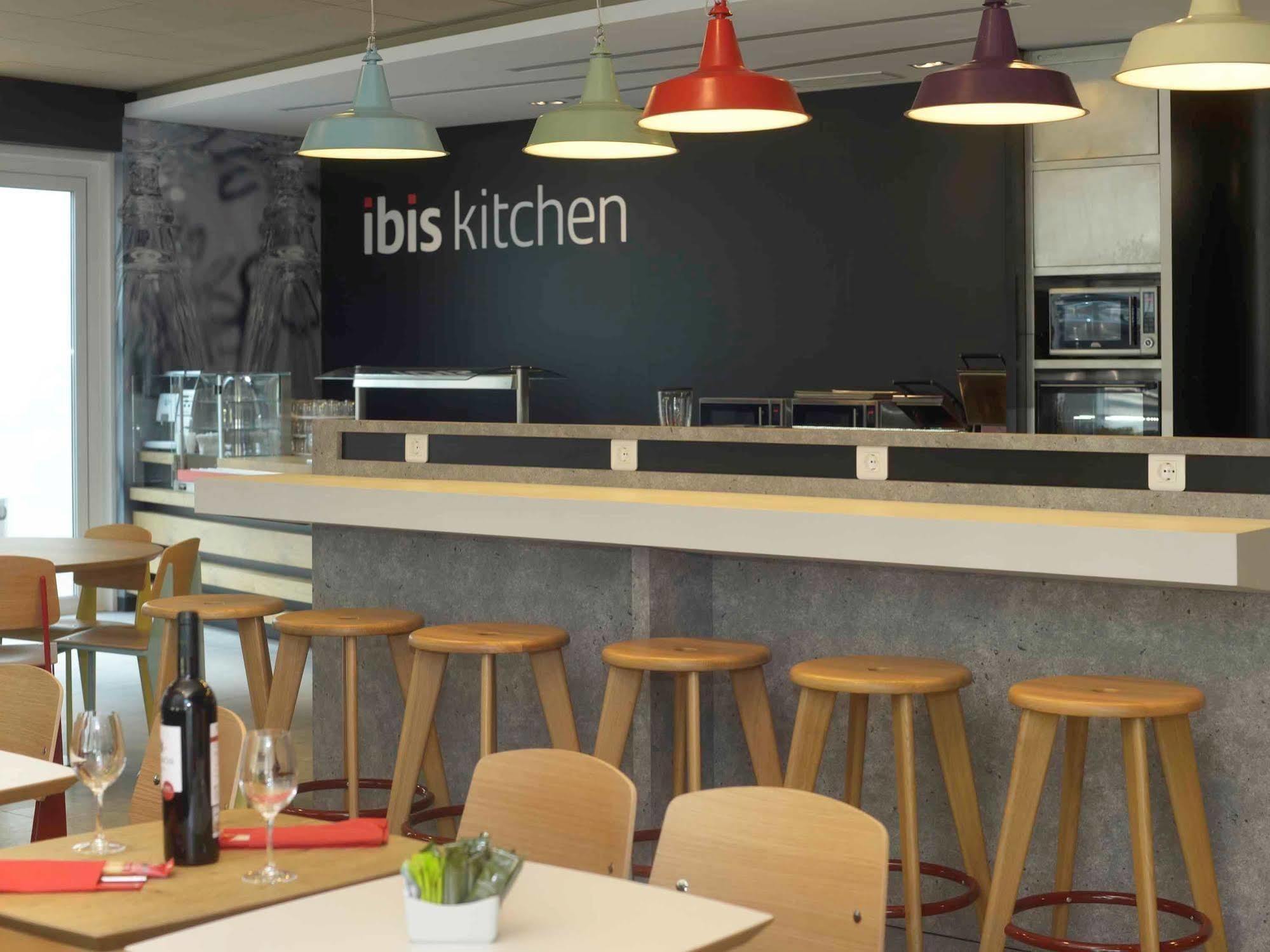 Ibis Parque Nacoes Hotel