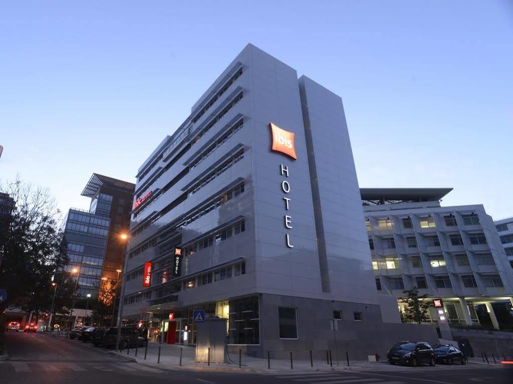 Ibis Parque Nacoes 3*