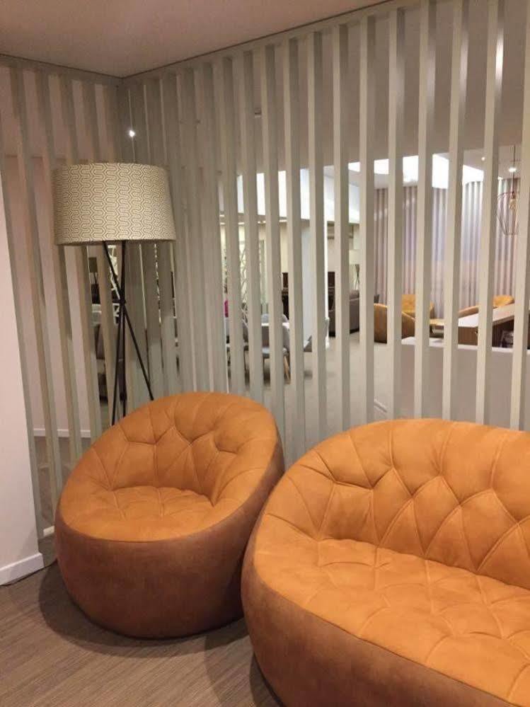Adelaide Hotel 2*