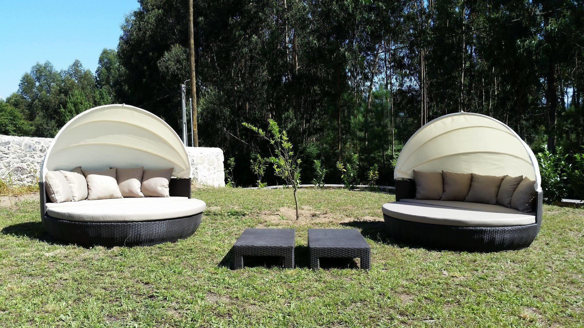 Casas Do Monte De Roques Farm stay *
