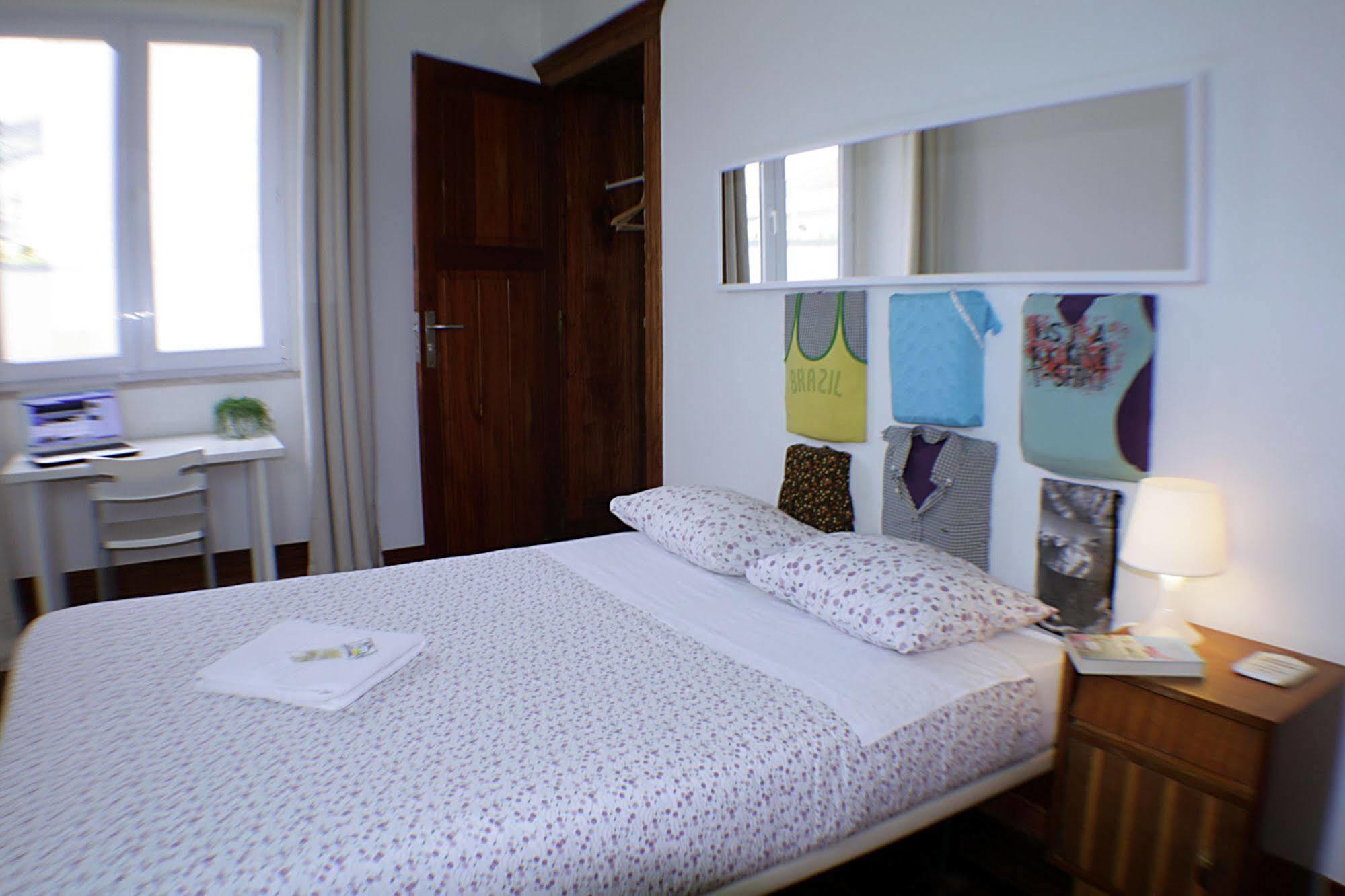 Sunset Destination Hostel Lisbon