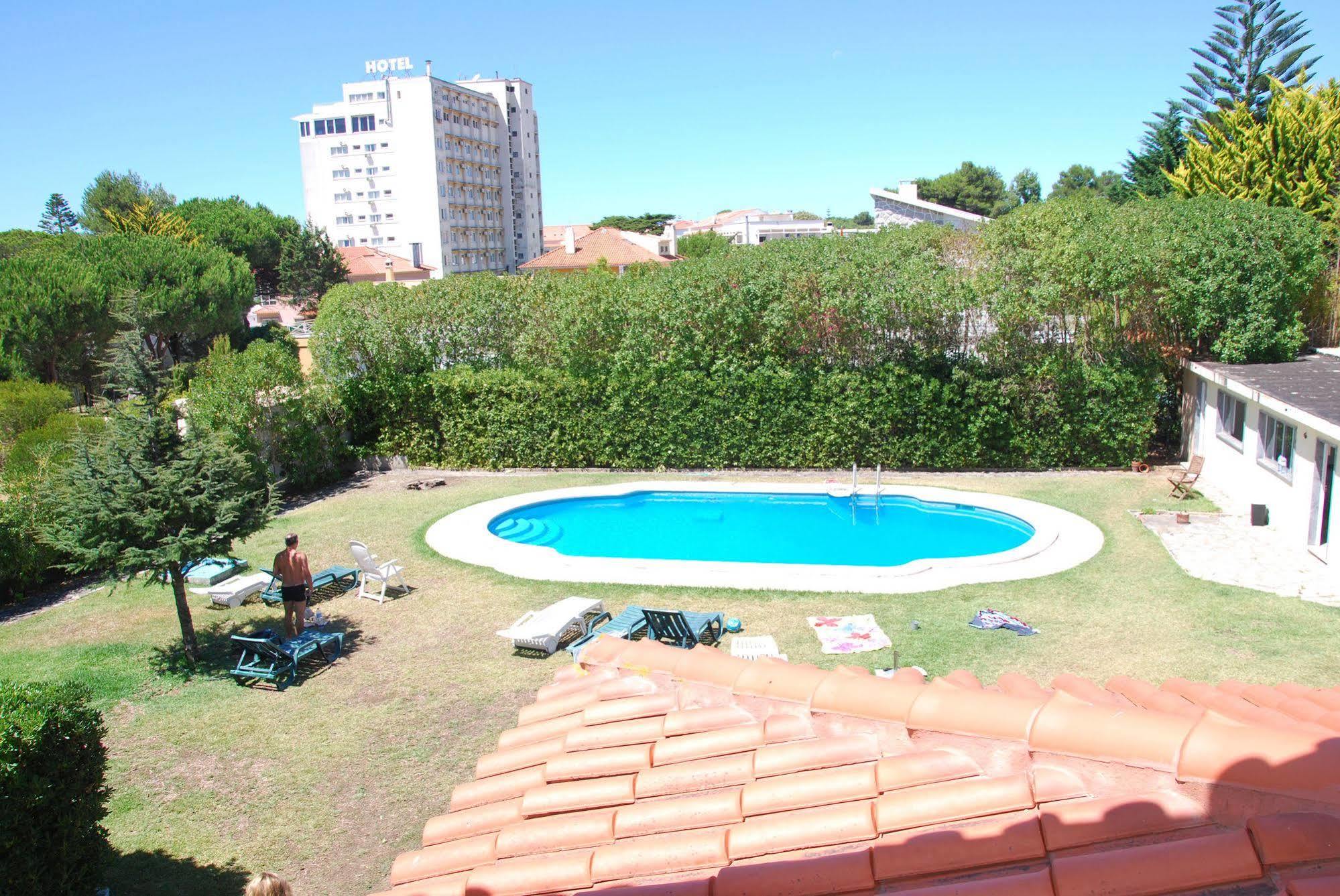 Hotel Surf