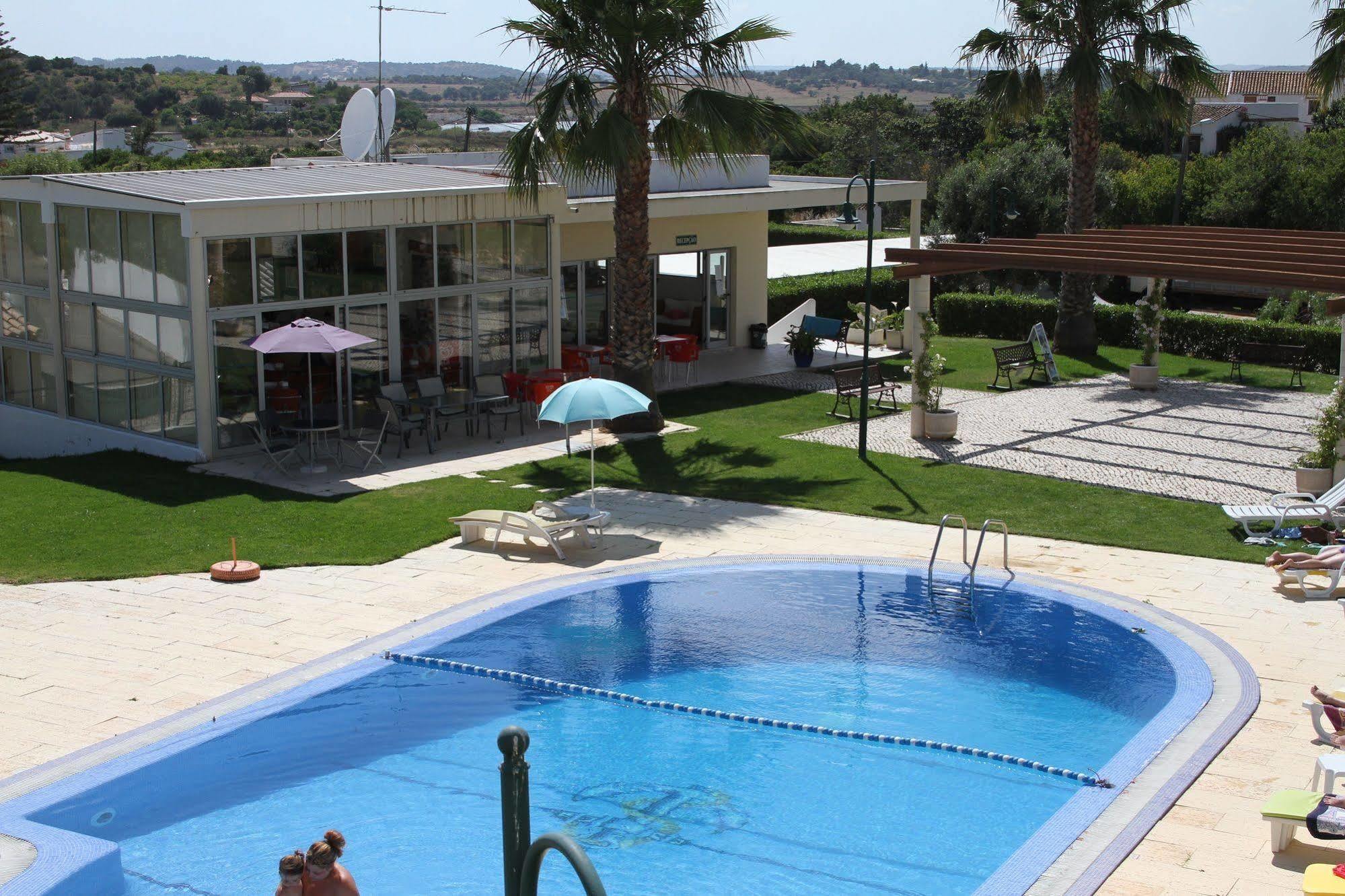 Santa Teresinha 3* Alvor