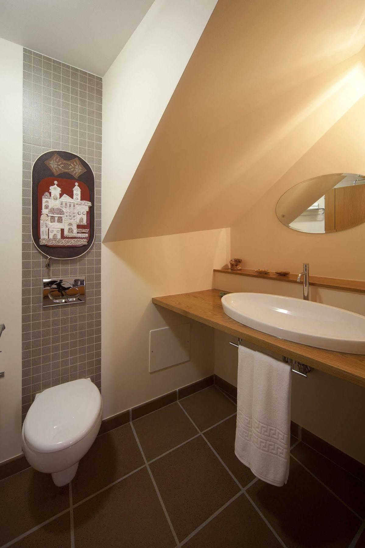 Artvilla Bed & Breakfast 4*
