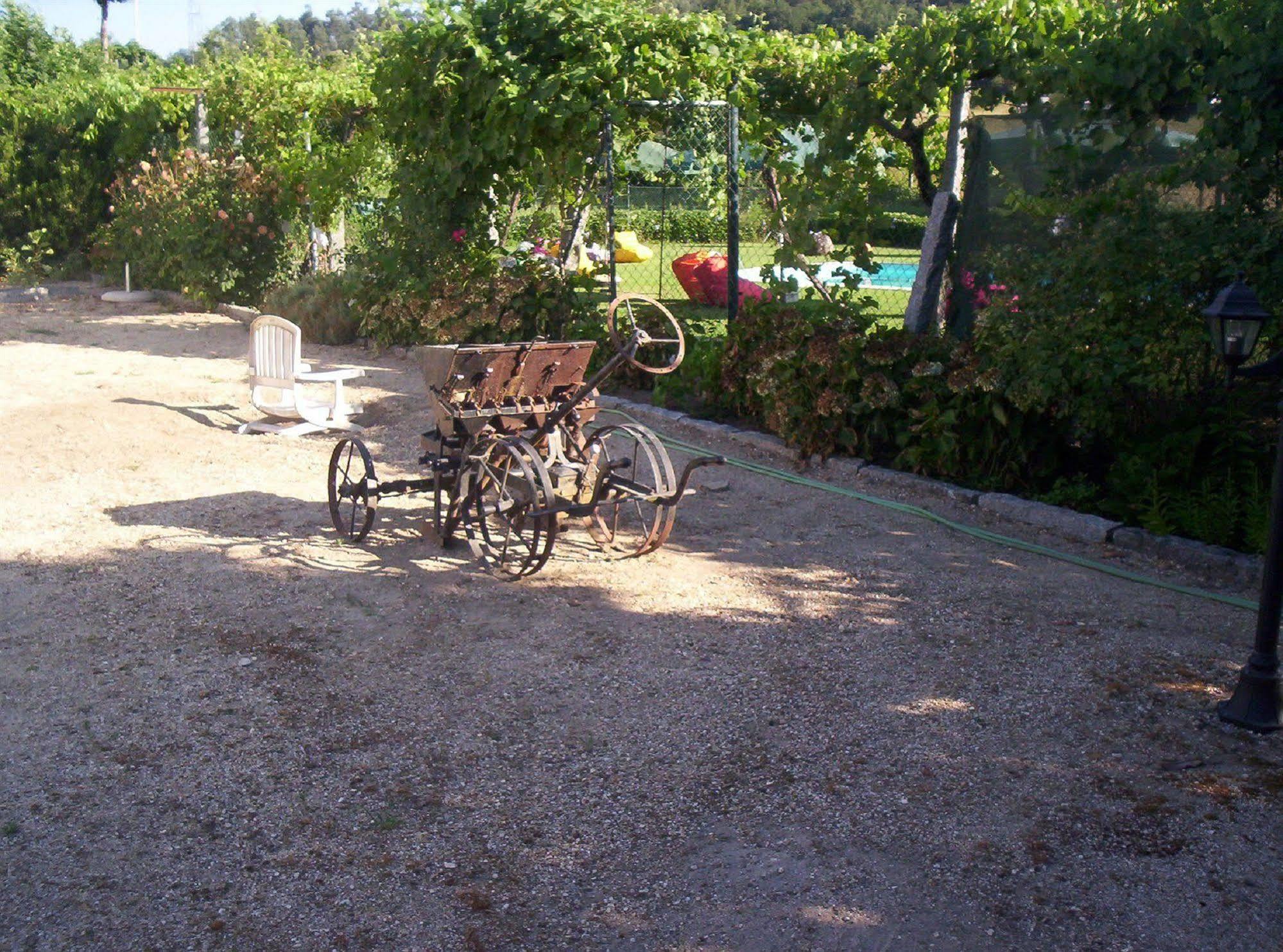 Stone Farm Hostel *