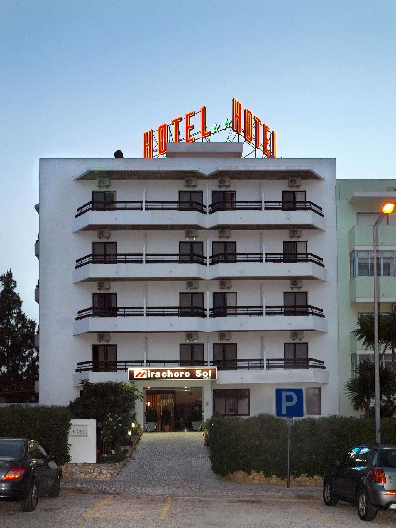 Center Hotel