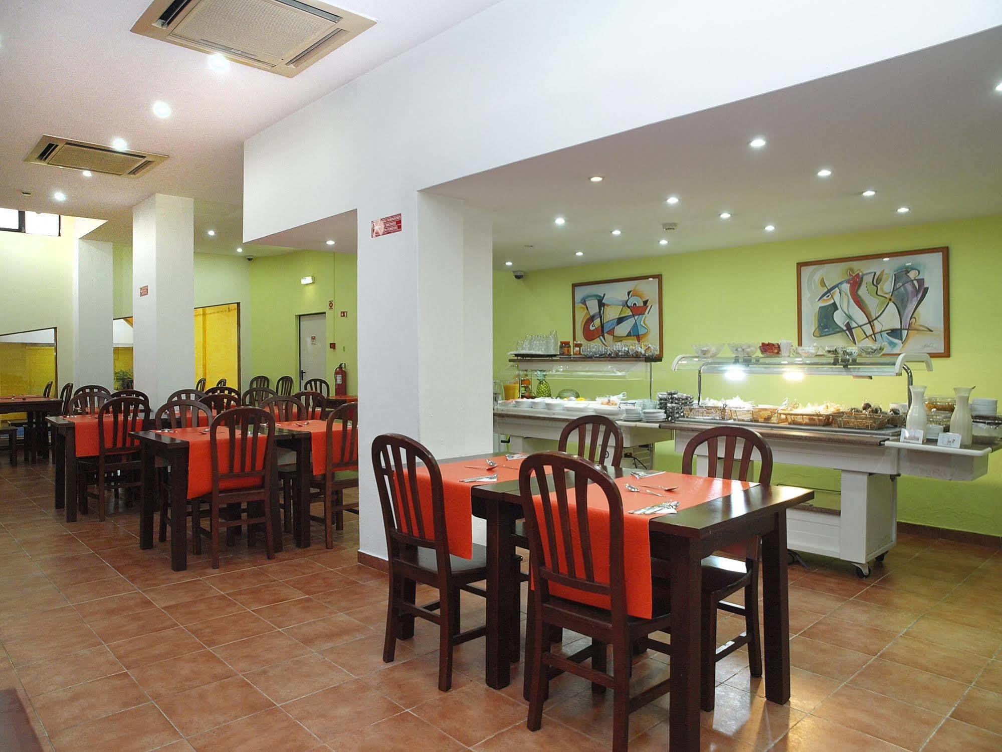 Center Hotel 2*