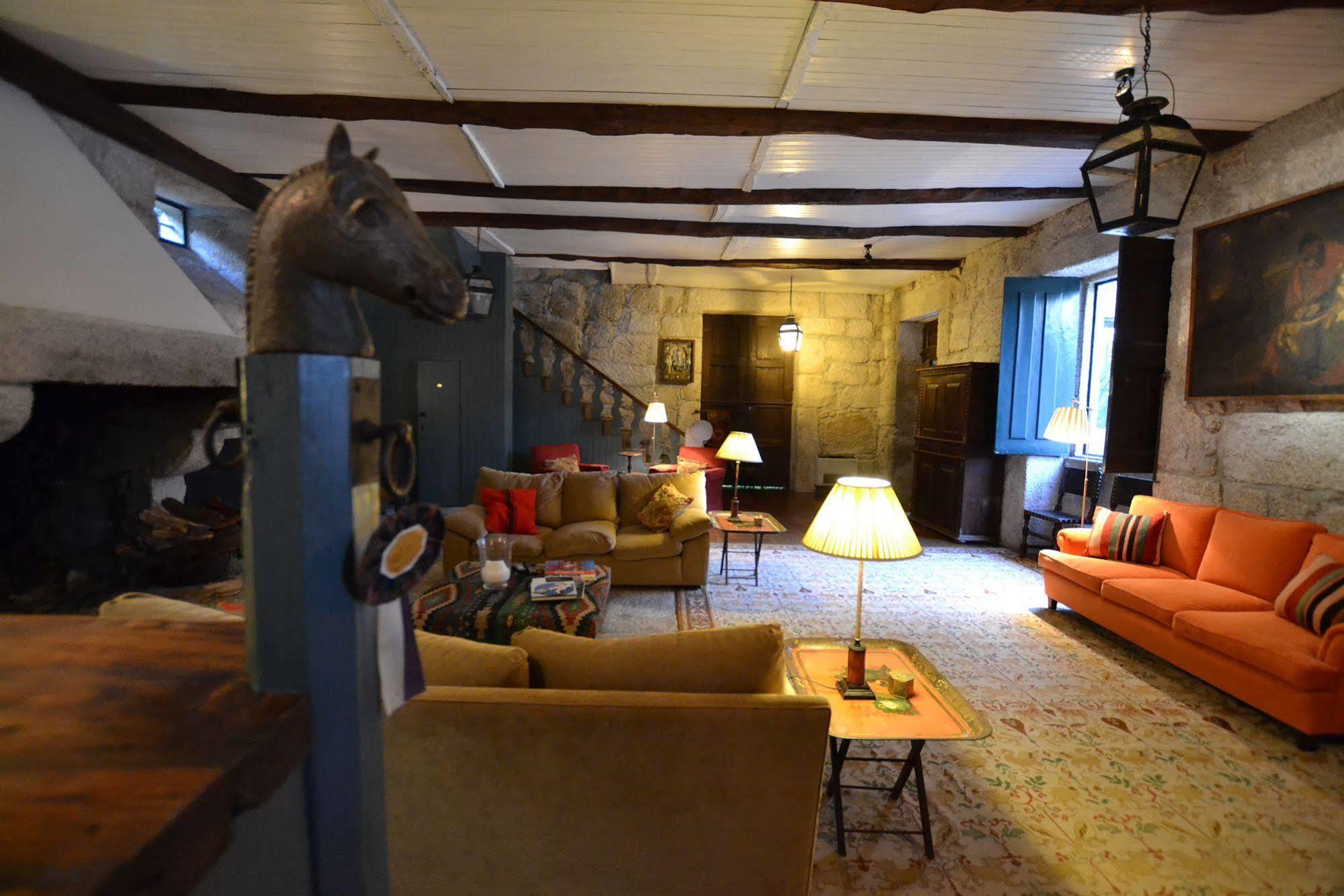 Guest house Casa De Sezim 4*