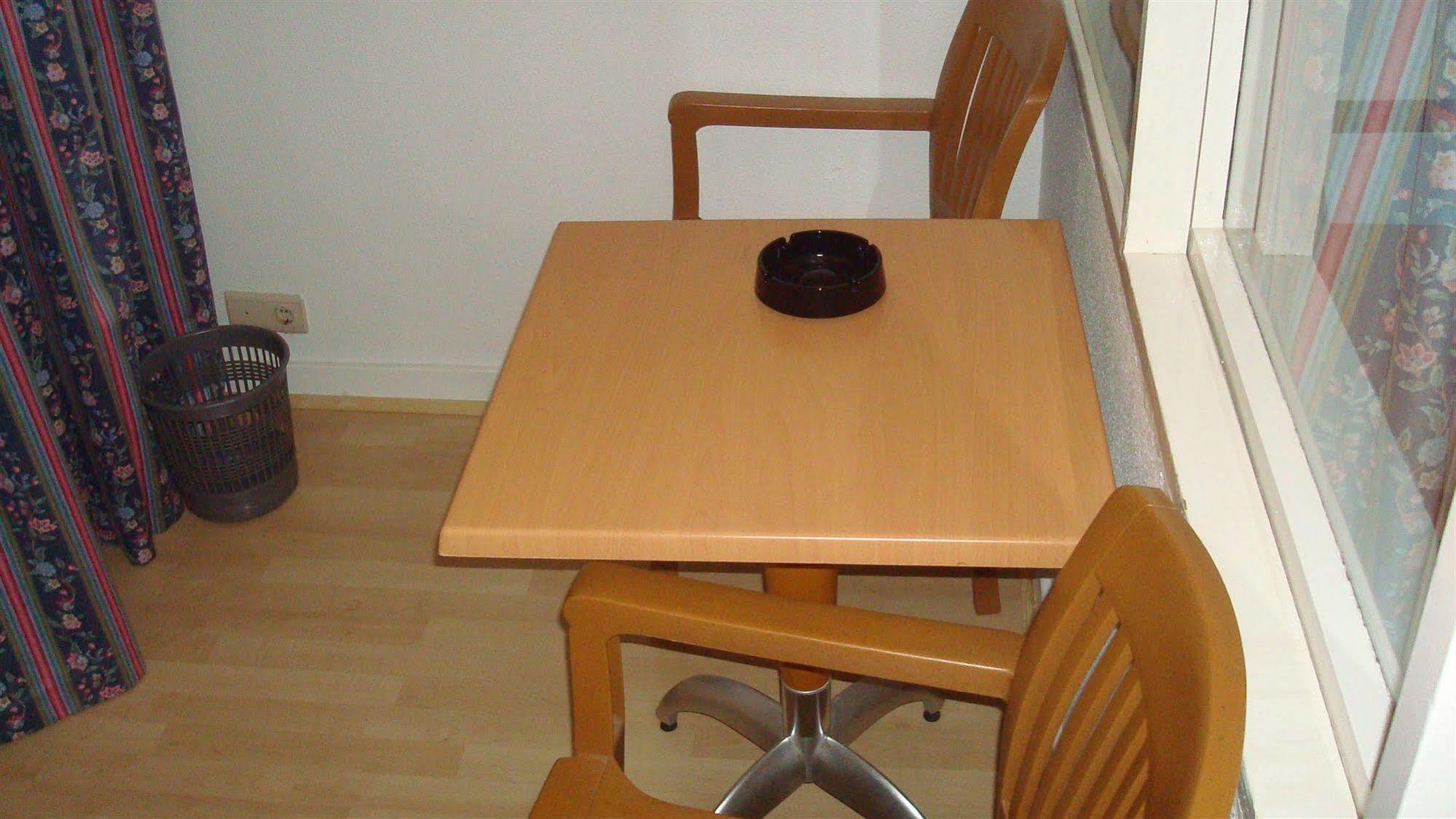 Residencial Parque Hostel *