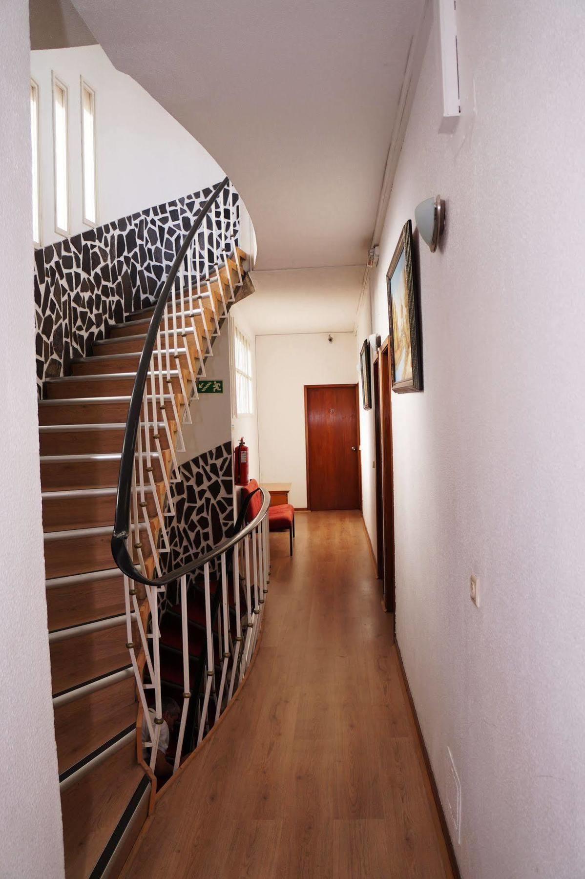 Residencial Parque Hostel