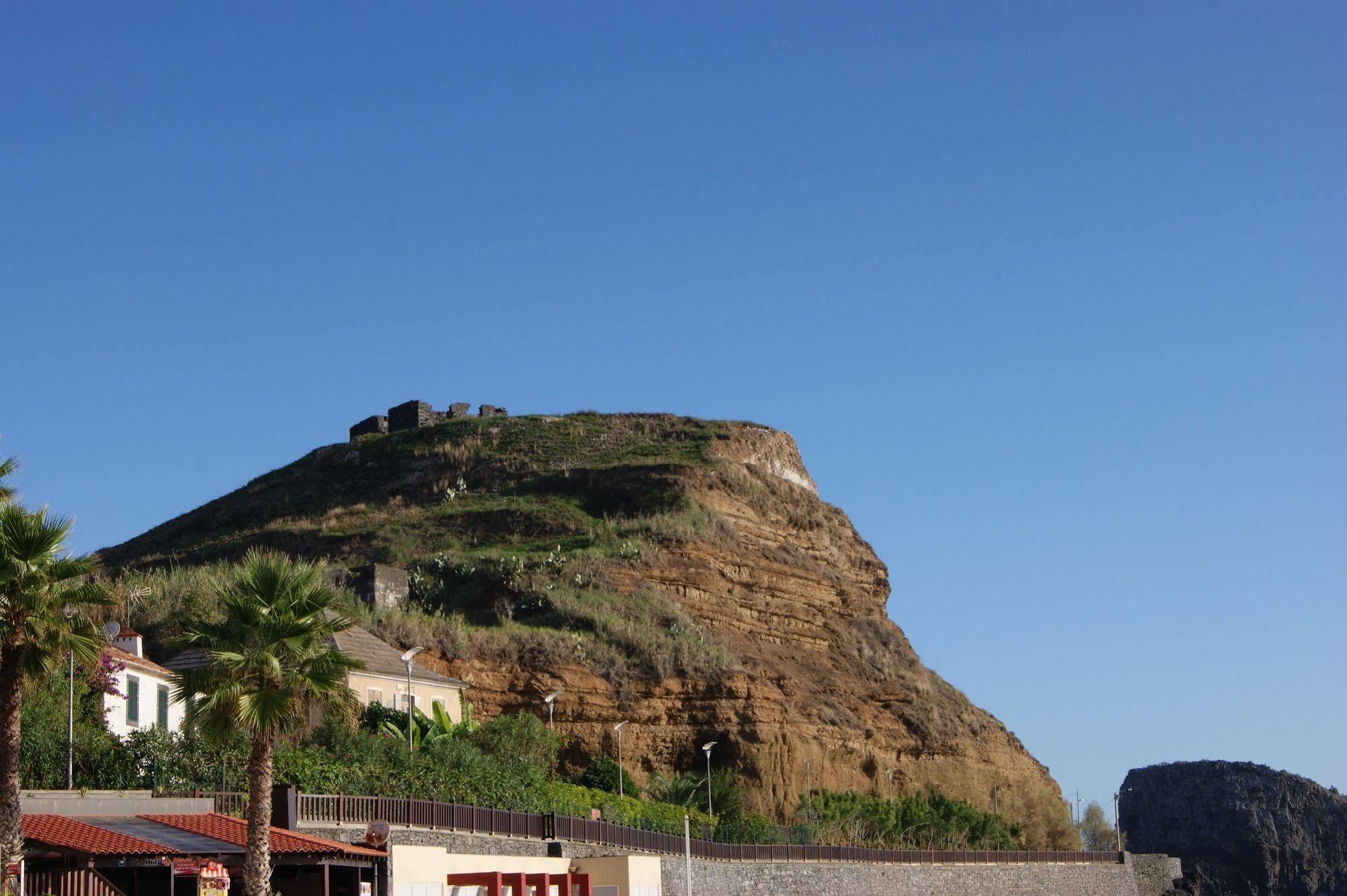 Costa Linda