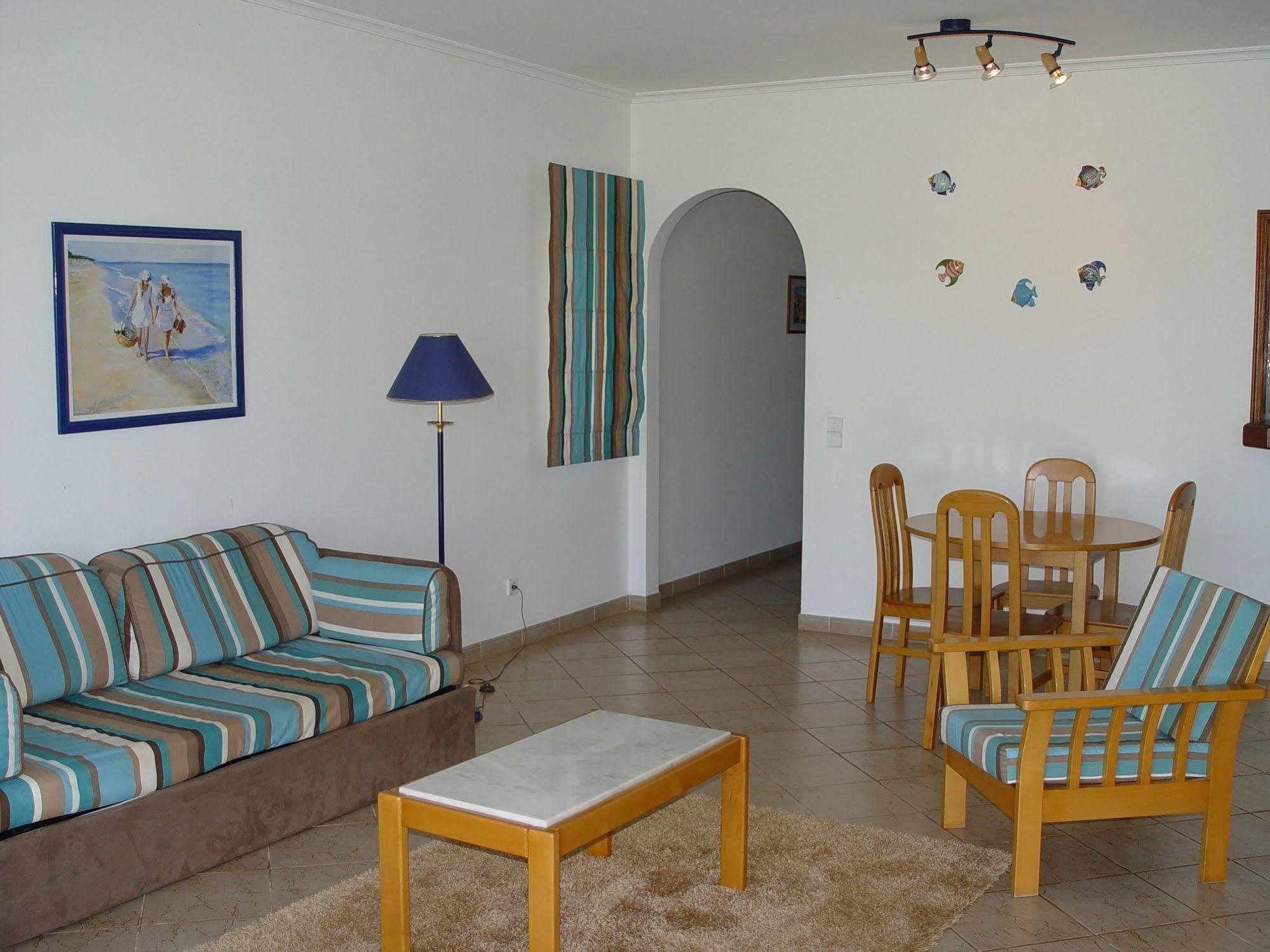 Quinta Figueirinhas & Quintinha Village Porches (Algarve)