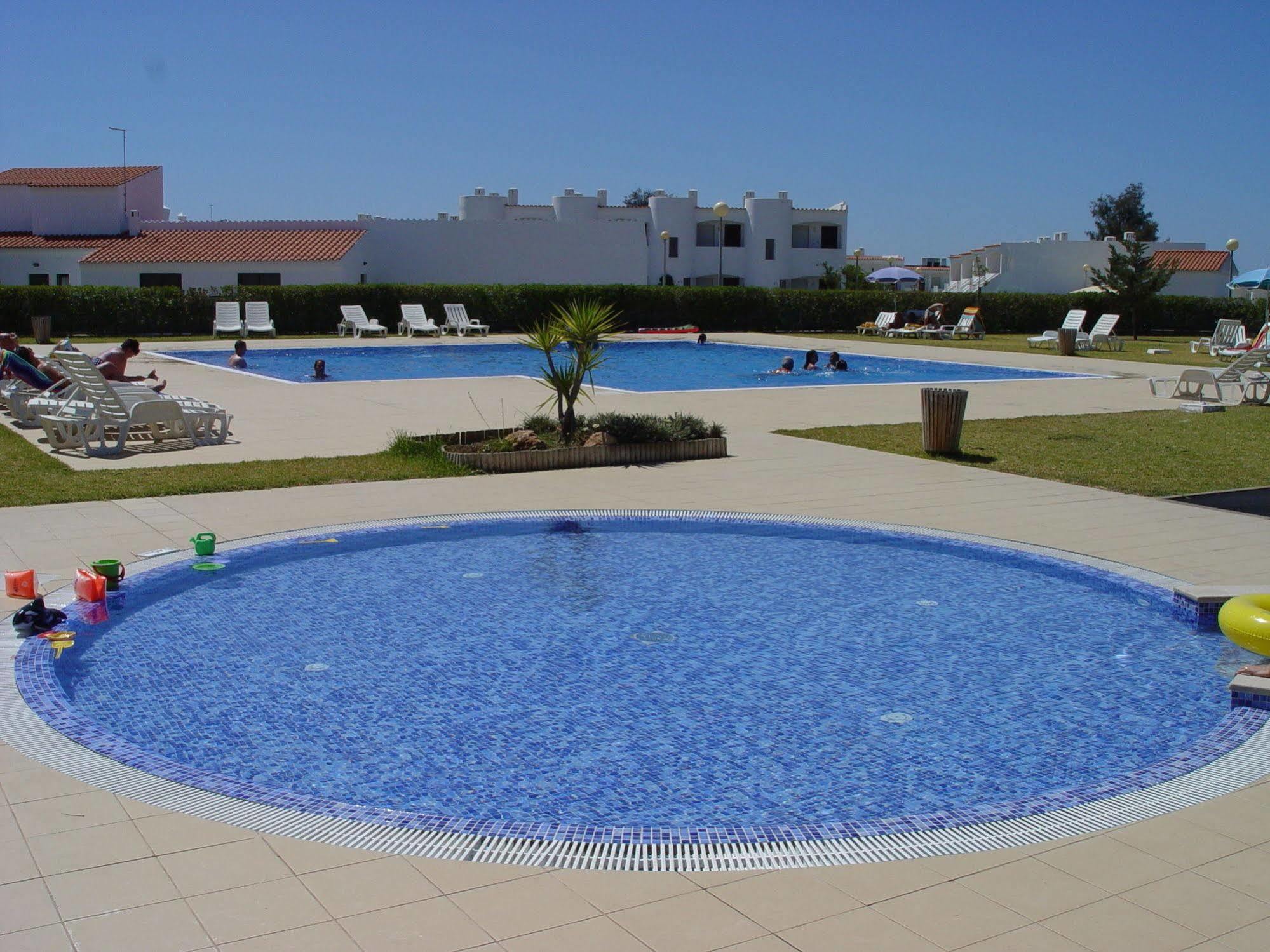 Quinta Figueirinhas & Quintinha Village Aparthotel Porches (Algarve)