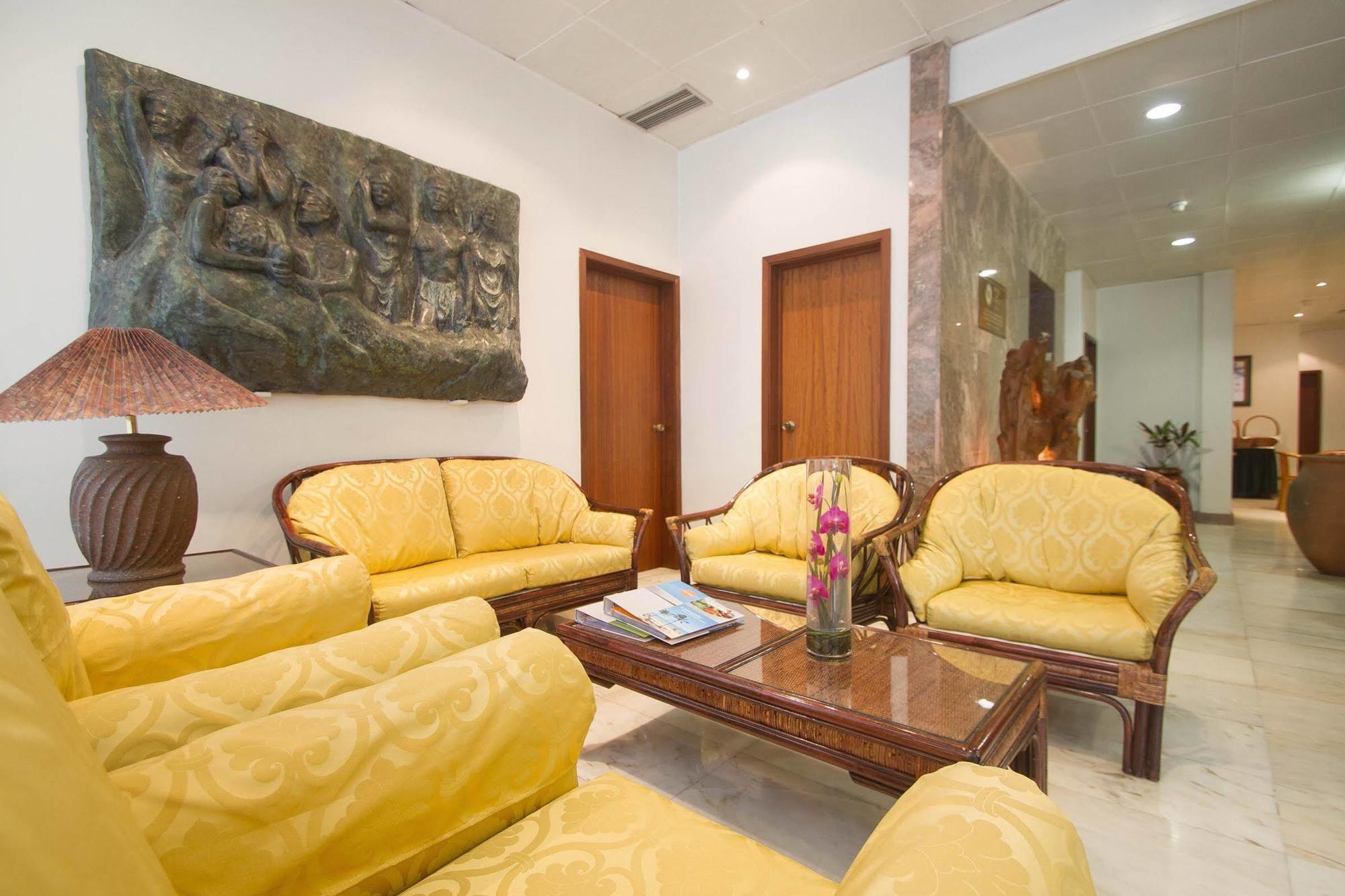 Do Centro Hotel 3*