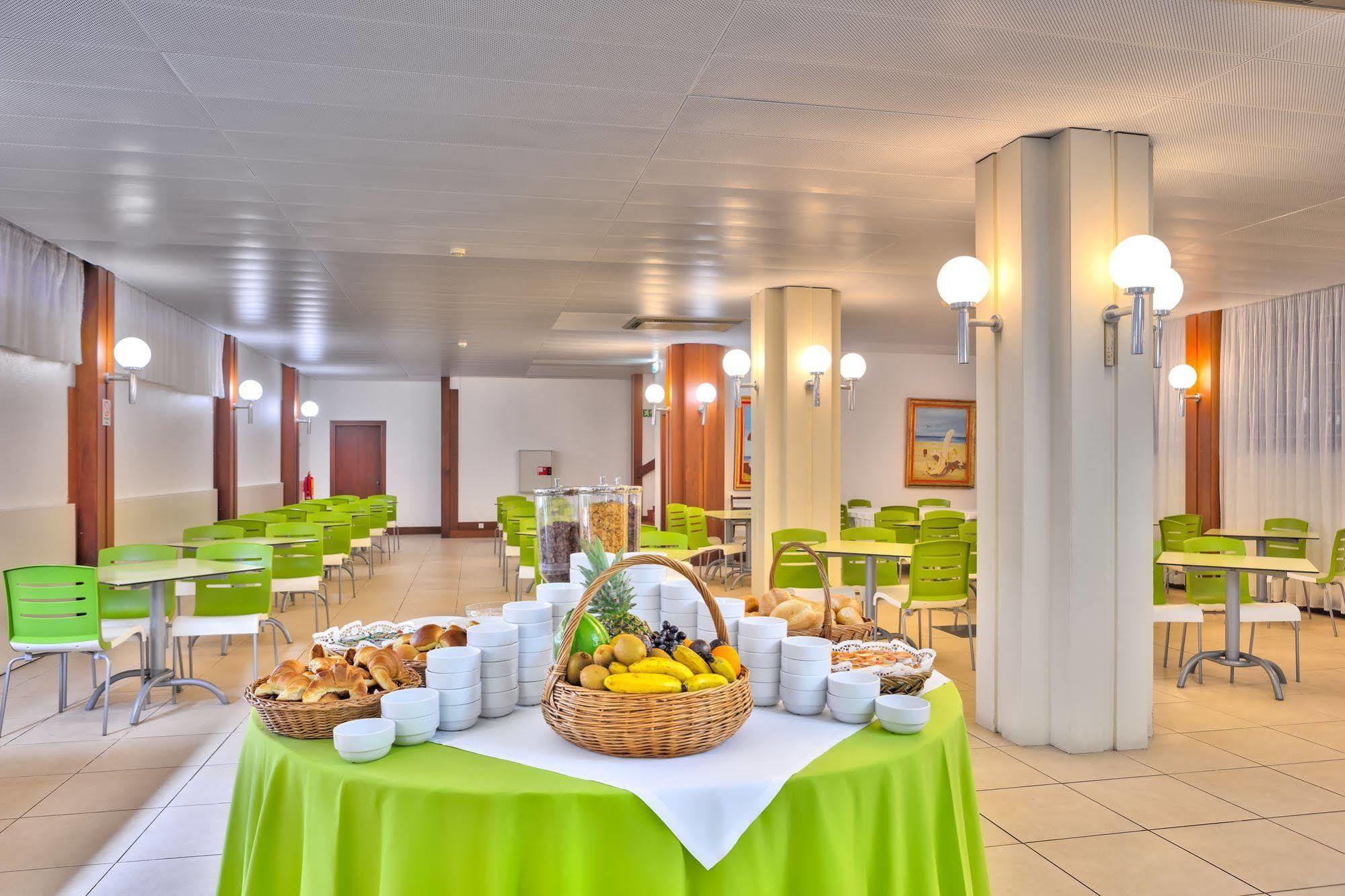 Hotel Dourada 3*