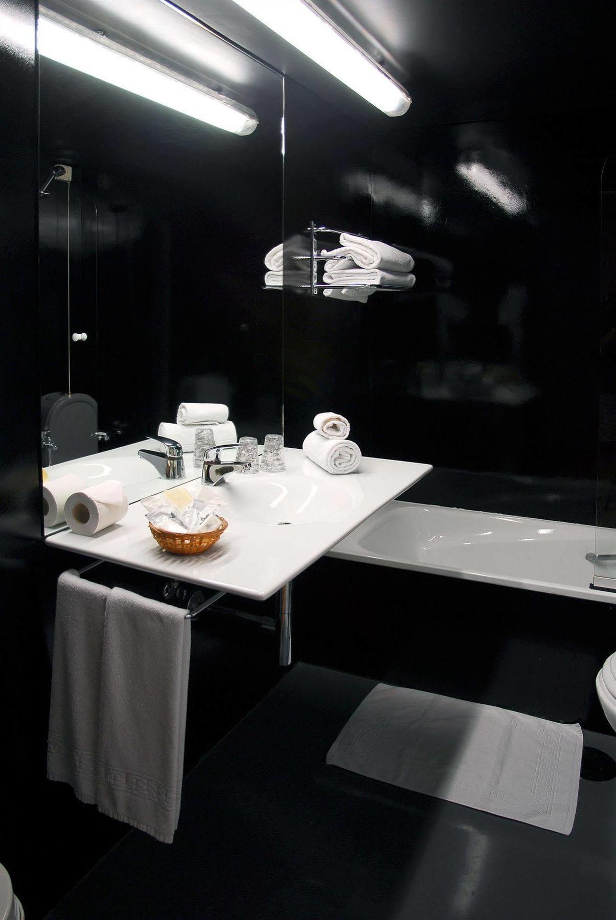Amadeos - Matosinhos - Porto Hotel