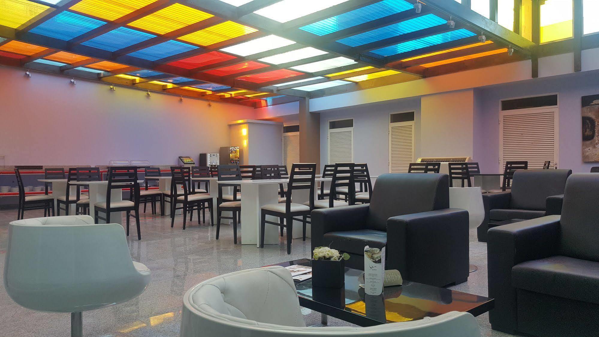 Hotel Amadeos - Matosinhos - Porto