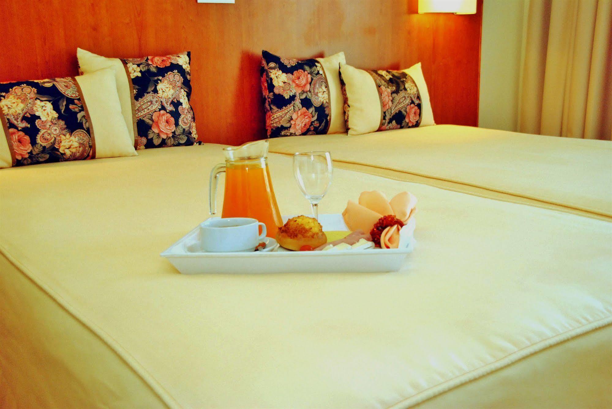 Apolo Hotel 3*