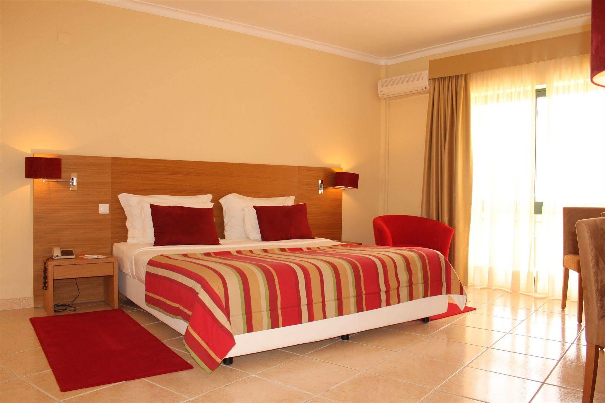 Mh Atlantico Hotel