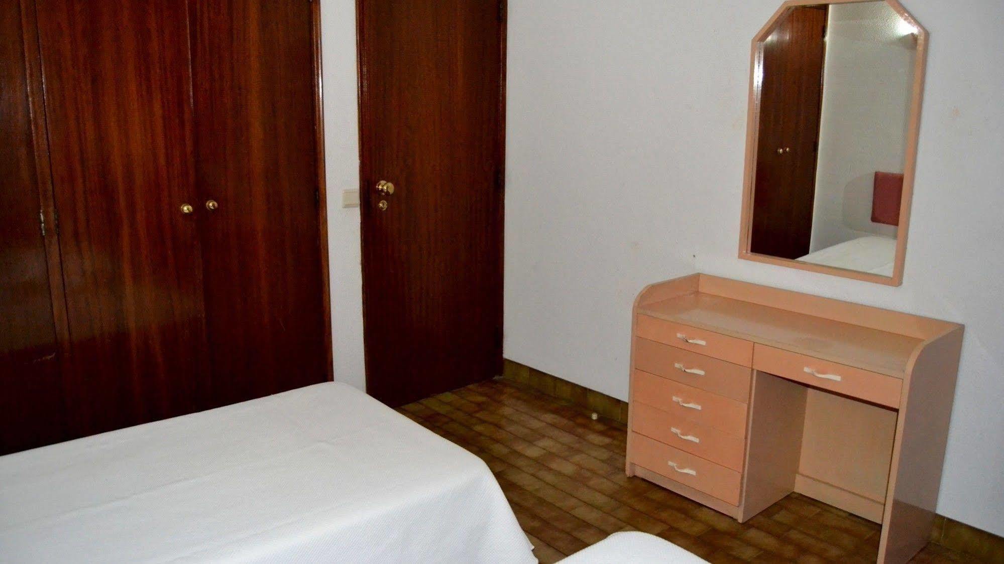 Aparthotel Parque Amendoeiras