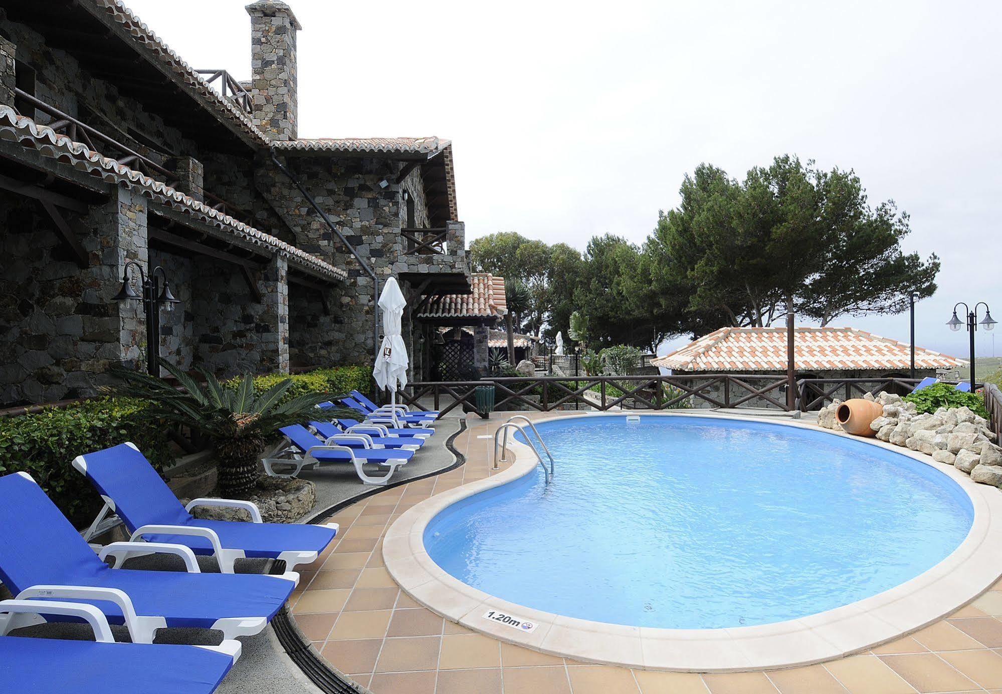 Quinta Do Serrado Hotel