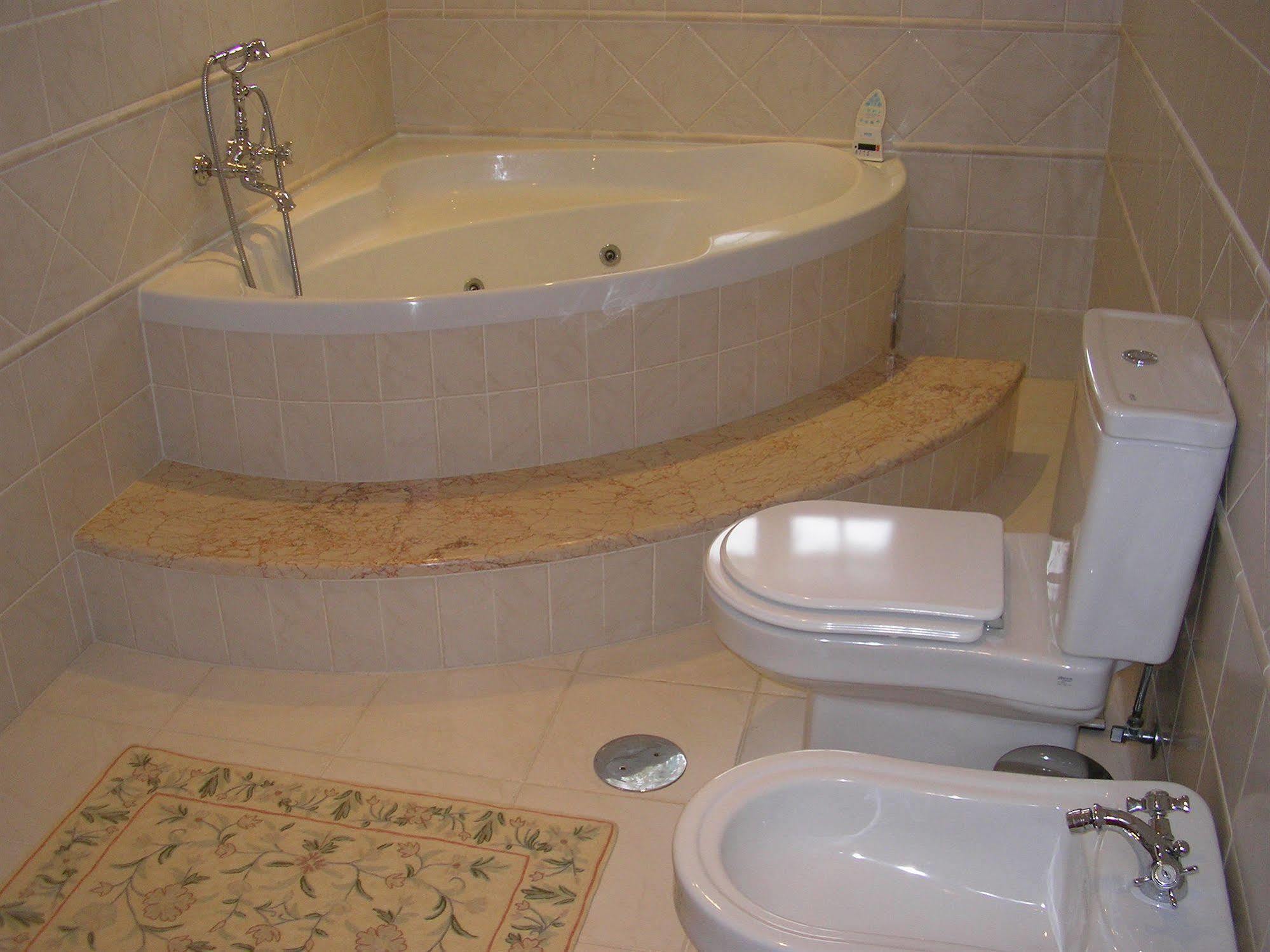 D'arcos Guest house