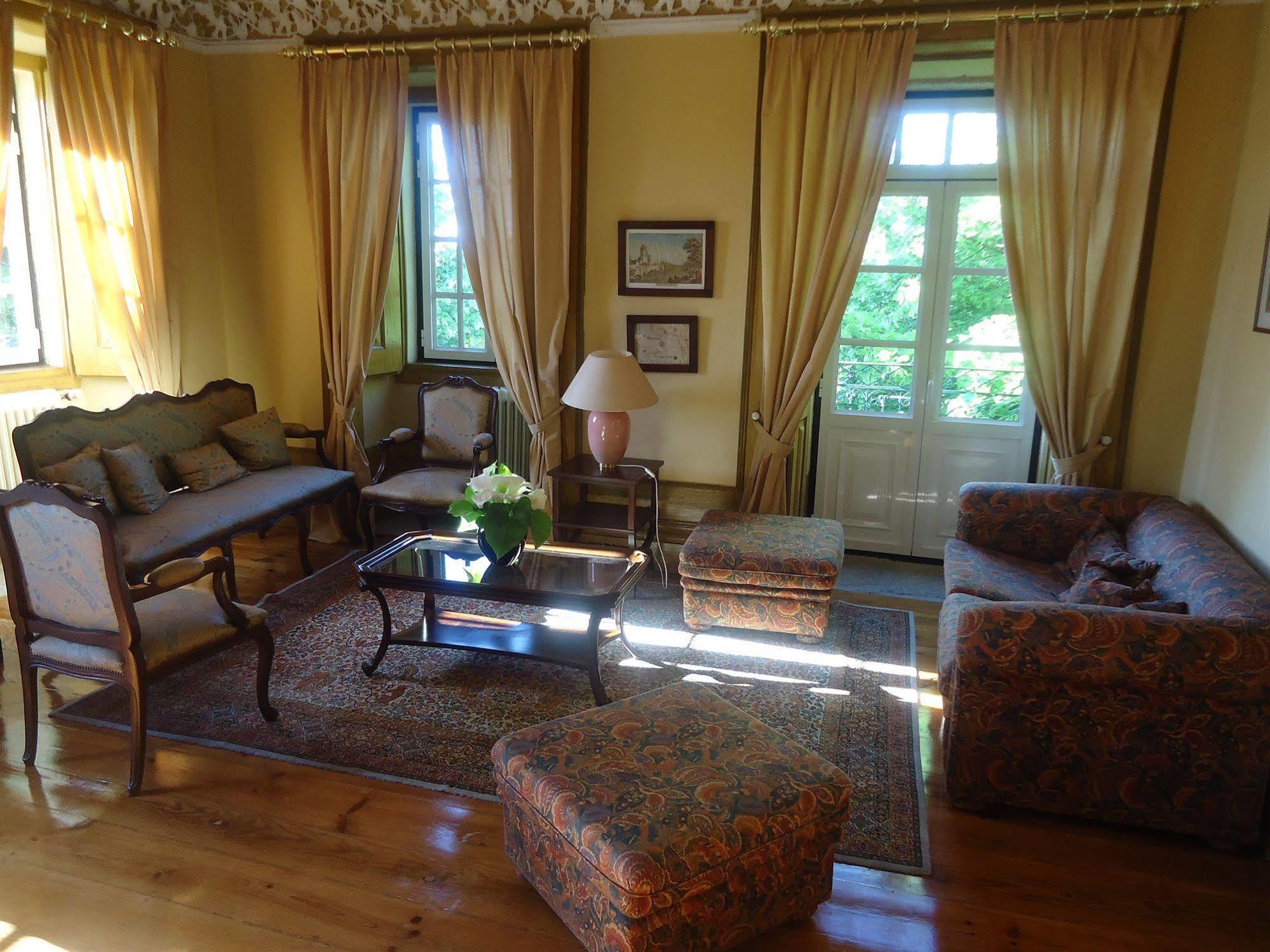 Country house Casa Tilias - Historical House Seia